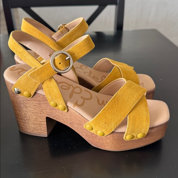 Sam Edelman Yellow Platform Clogs - Picture 4 of 5